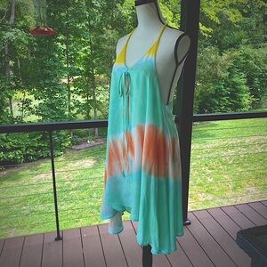 🏖️Lagaci Orange and Green Swim Coverup ☀️Asymmetrical & Halter style 🏝️Size M